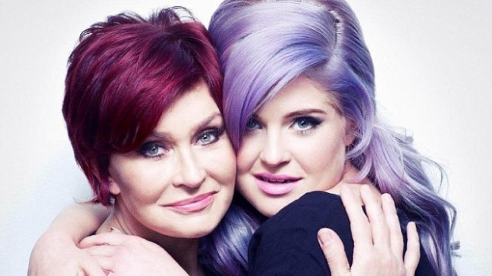 Sharon (vlevo) a Kelly Osbournovy v kampani